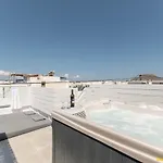 Aphrodite Luxury איוס פרוקופיוס