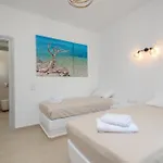 Aphrodite Luxury *