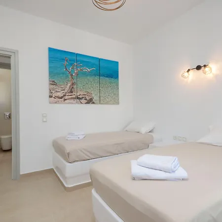 Aphrodite Luxury איוס פרוקופיוס