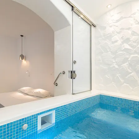 Aphrodite Luxury *